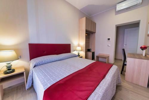 Hotel Manzoni Rome Exterior photo
